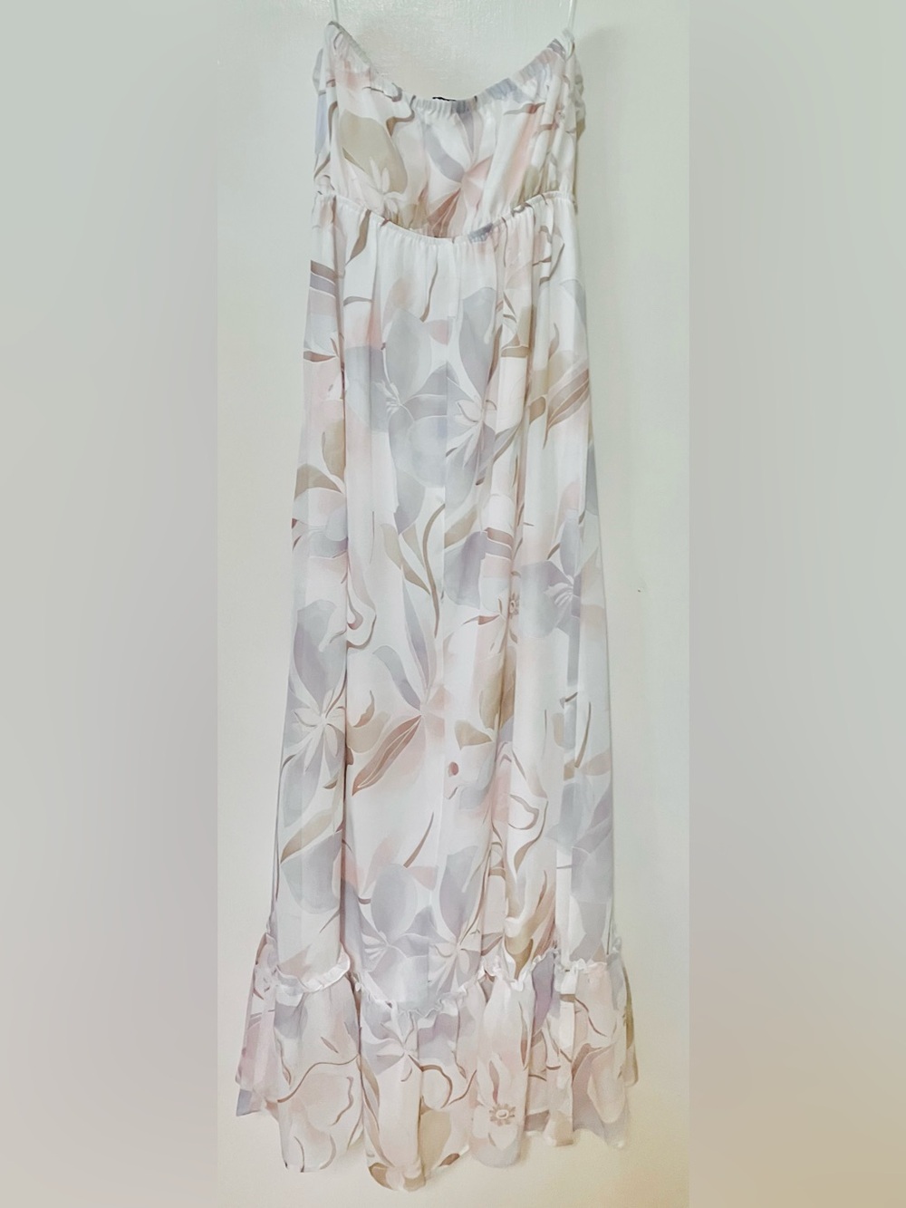 White Birch Pastel Abstract Print Strapless Maxi Dress w/ Ruffle Hem: Small - Picture 3 of 5